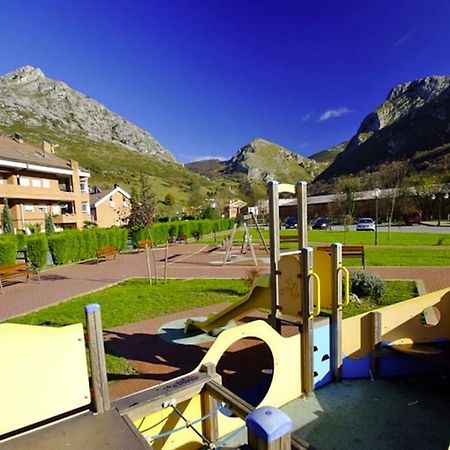 Santa Eulalia de MorcinEl Angliru 3公寓 外观 照片